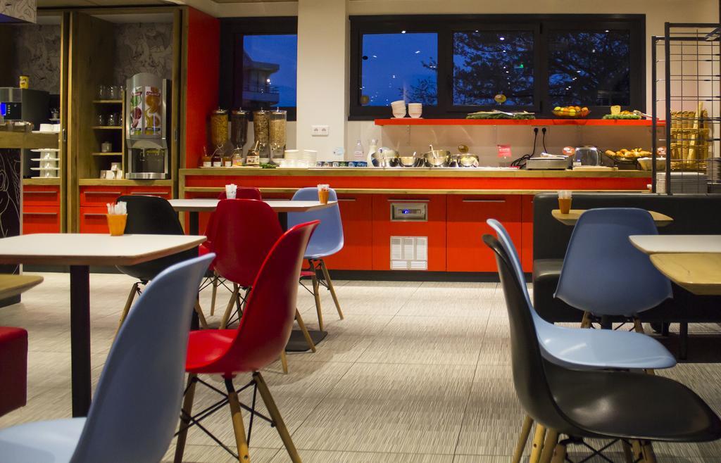 Ibis Soissons Hotel Bagian luar foto